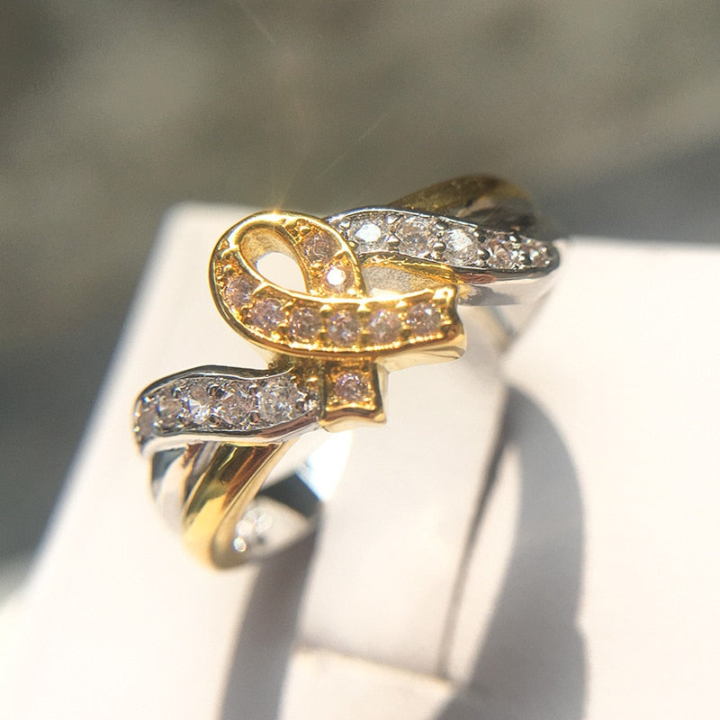 18K Gold Ribbon Diamond Engagement Ring
