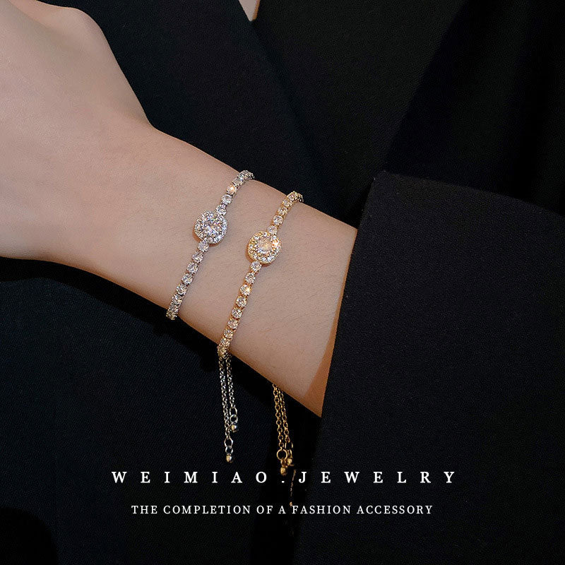 Simple White Gold Bracelet With Large Diamonds